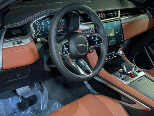 2026 Jaguar F-PACE P250 R-Dynamic S