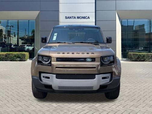 2025 Land Rover Defender P400 S