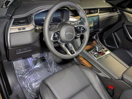 2026 Jaguar F-PACE P250 R-Dynamic S
