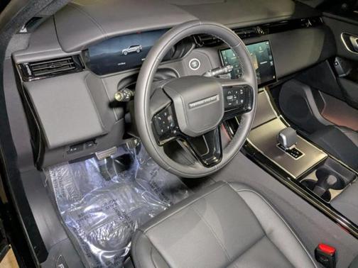 2026 Land Rover Range Rover Velar P250 Dynamic SE