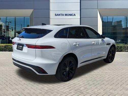 2025 Jaguar F-PACE P250 R-Dynamic S