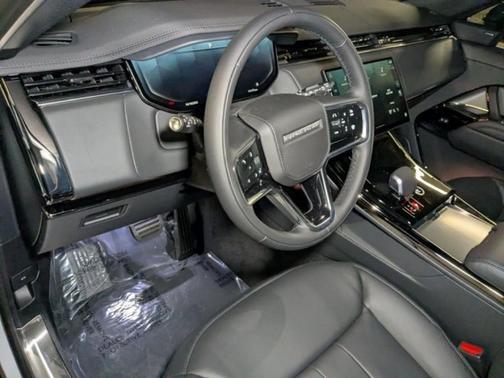 2025 Land Rover Range Rover Sport P360 S