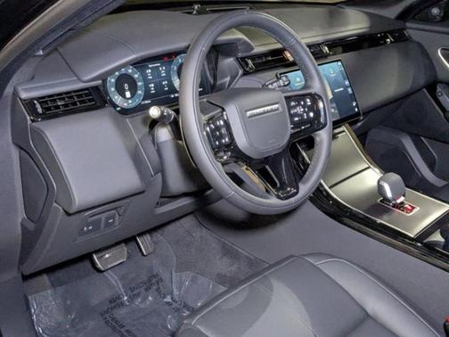 2026 Land Rover Range Rover Velar P400 Dynamic SE