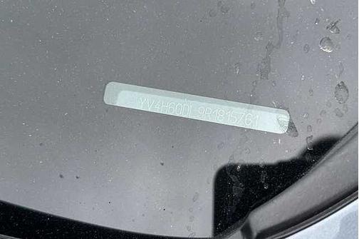 2024 Volvo XC60 Recharge Plug-In Hybrid Plus