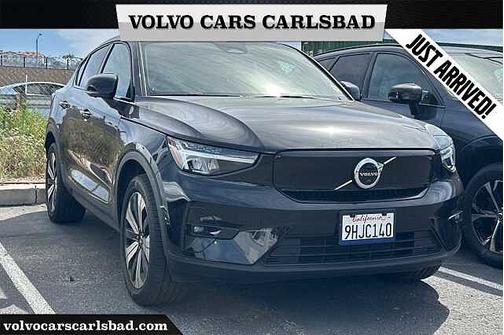 Onyx Black 2023 Volvo C40 Recharge Pure Electric Plus