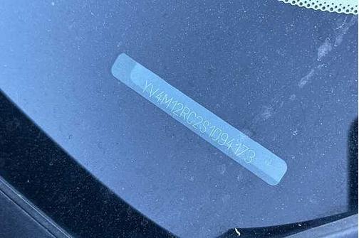 2025 Volvo XC60 Plus