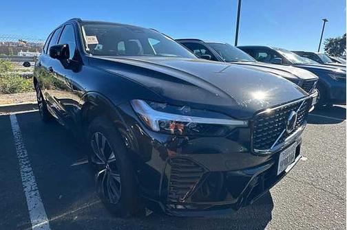 2025 Volvo XC60 Plus