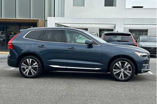 Denim Blue 2023 Volvo XC60 Plus