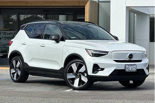 2023 Volvo XC40 Ultimate