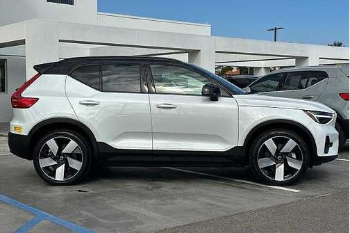 2023 Volvo XC40 Ultimate