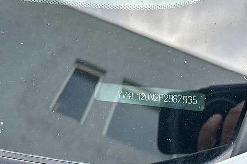 2023 Volvo XC40 Plus