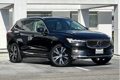 2023 Volvo XC60 Plus