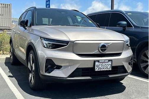Bright Dusk 2023 Volvo XC40 Recharge Pure Electric Ultimate