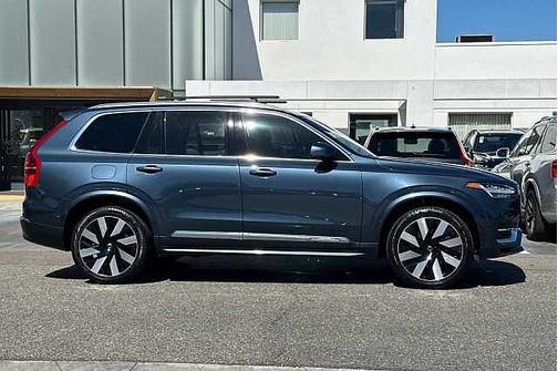 2023 Volvo XC90 