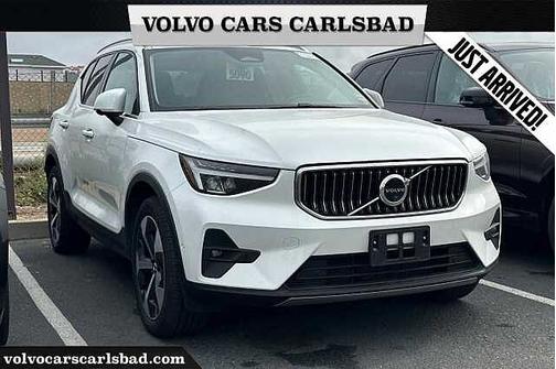 2025 Volvo XC40 Plus
