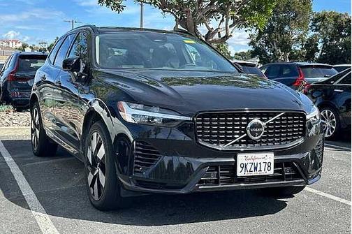 2024 Volvo XC60 Plus