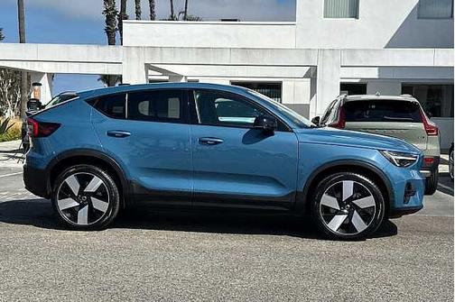 Fjord Blue 2023 Volvo C40 Recharge Pure Electric Ultimate