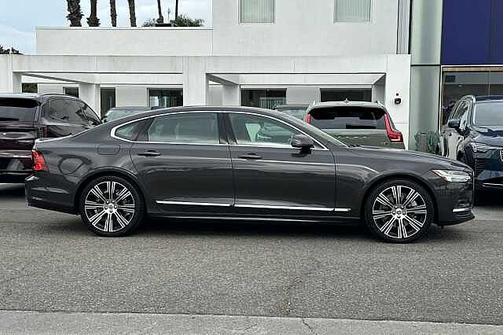 2023 Volvo S90 Plus