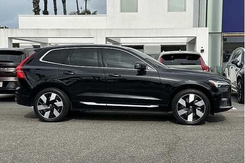 2023 Volvo XC60 Plus