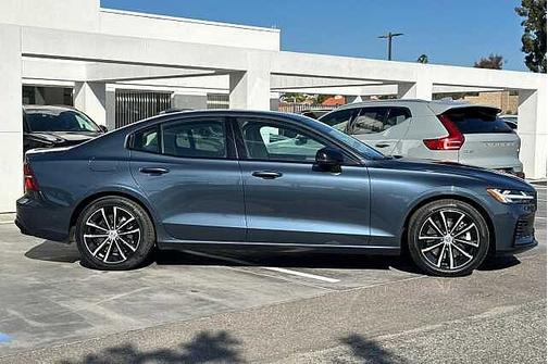 2023 Volvo S60 Plus