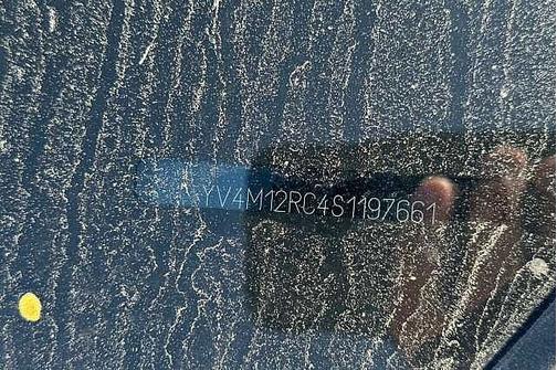 Crystal White 2025 Volvo XC60 Plus