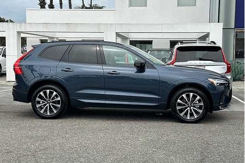 Denim Blue 2025 Volvo XC60 Core