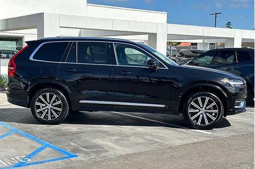 2025 Volvo XC90 Plus