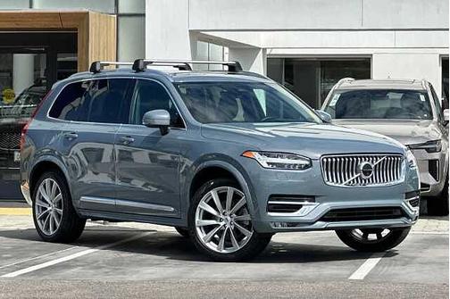 Thunder Grey 2023 Volvo XC90 Plus