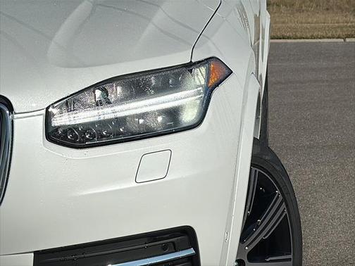 2025 Volvo XC90 B6 Ultra