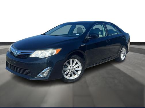 2014 Toyota Camry Hybrid XLE