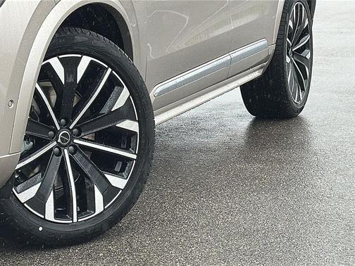 2026 Volvo XC90 B6 Ultra 6-Seater