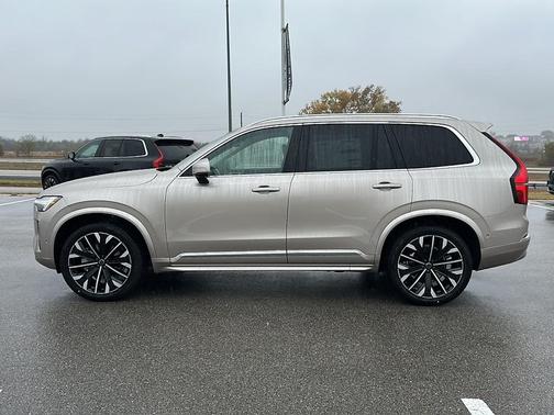 2026 Volvo XC90 B6 Ultra 6-Seater