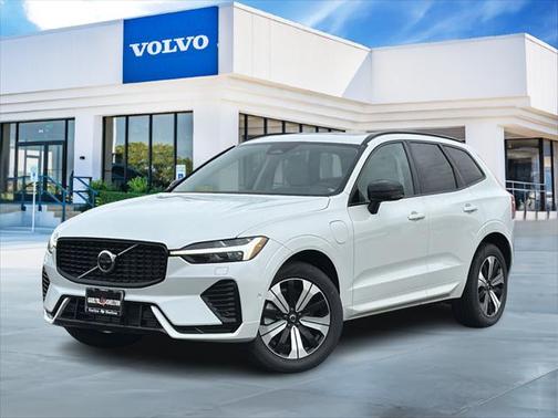 2024 Volvo XC60 Recharge Plug-In Hybrid T8 Plus Dark Theme