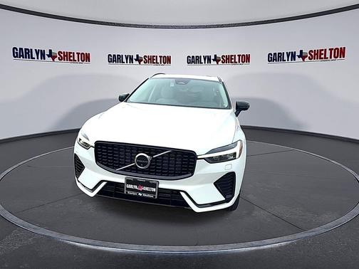 2024 Volvo XC60 Recharge Plug-In Hybrid T8 Plus Dark Theme