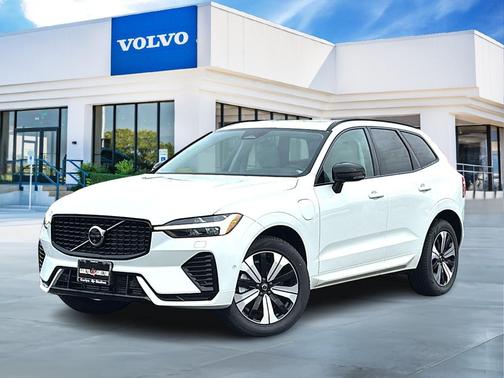 2024 Volvo XC60 Recharge Plug-In Hybrid T8 Plus Dark Theme