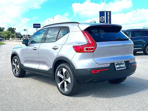 Aurora Silver 2026 Volvo XC40 Plus, B5 AWD Gas (mild hybrid), Dark