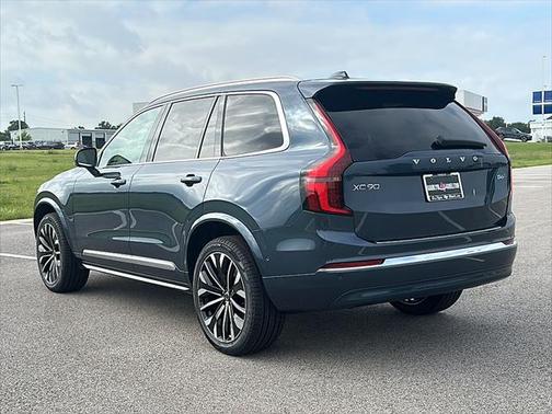 2026 Volvo XC90 B6 Plus 7-Seater