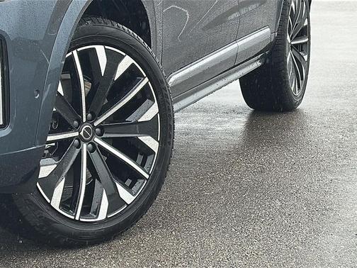 2026 Volvo XC90 B6 Ultra 7-Seater