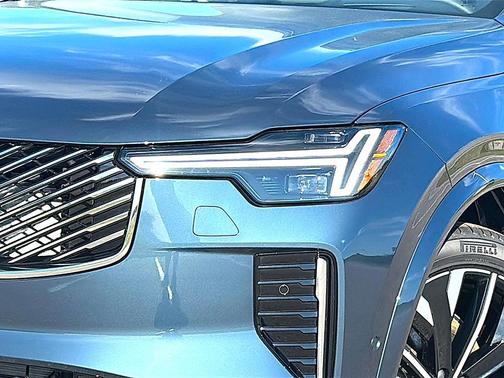 2026 Volvo XC90 Ultra, B6 AWD Gas (mild hybrid), Gasoline, Bright, 7 Seats