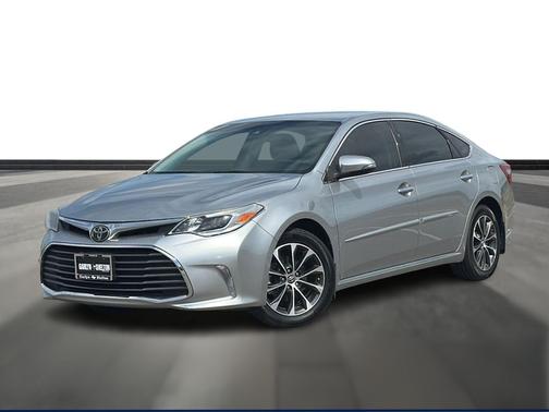 2018 Toyota Avalon XLE