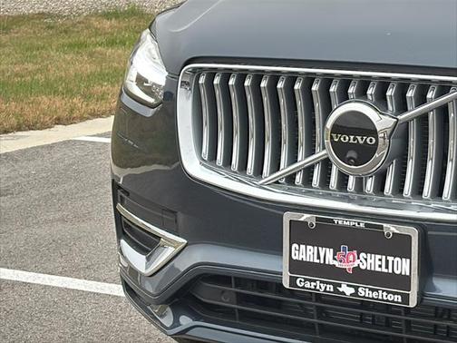 2025 Volvo XC90 B6 Plus 7-Seater
