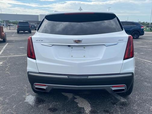 2021 Cadillac XT5 Premium Luxury