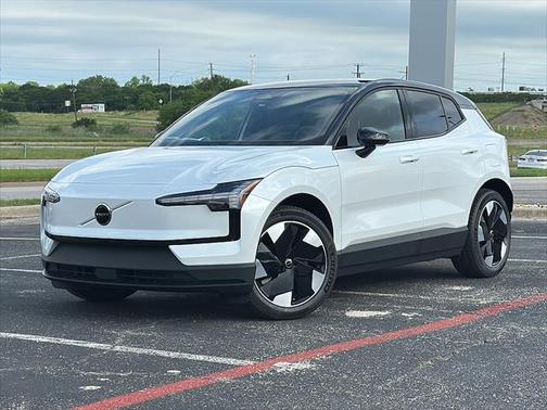2025 Volvo EX30 Twin Motor Plus
