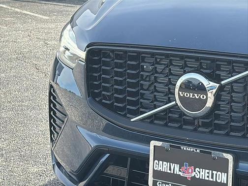 2025 Volvo XC60 B5 Core