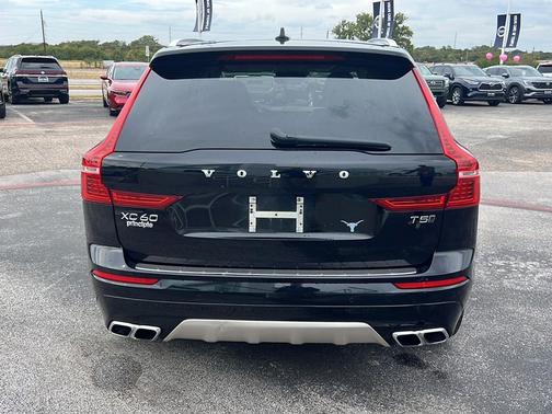 2018 Volvo XC60 T5 Momentum