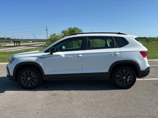 2024 Volkswagen Taos 1.5T S