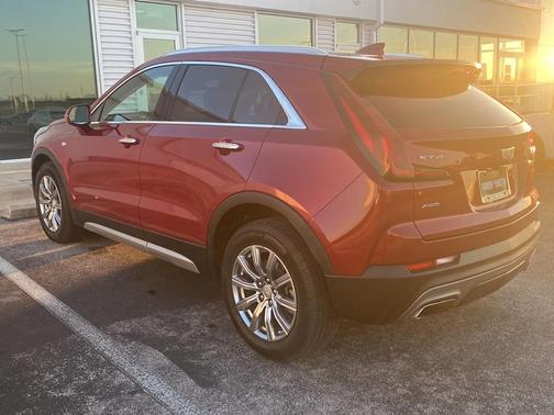 2019 Cadillac XT4 Premium Luxury