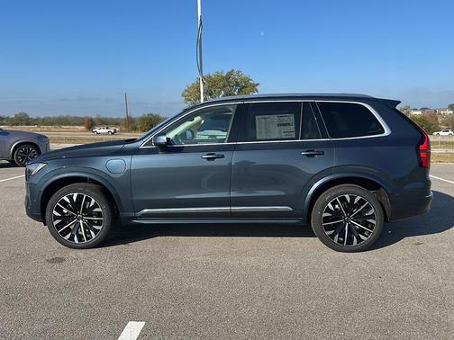 2026 Volvo XC90 Plug-In Hybrid T8 Ultra 7-Seater