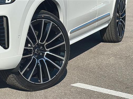 2026 Volvo XC90 Plus, B6 AWD Gas (mild hybrid), Gasoline, Bright, 7 Seats