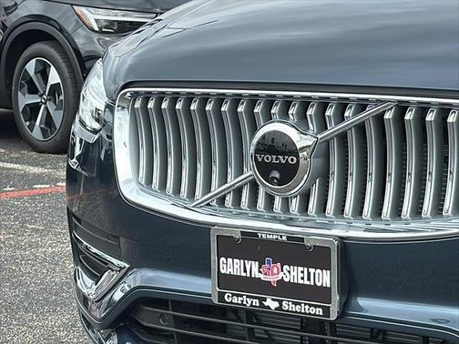 2025 Volvo XC90 B5 Ultra